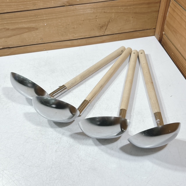 【未使用・保管品】リス印 調理器具18-0 ステンレス 木柄レードル お玉 柄杓 レードル φ110ｍｍ 150ml 4本セット