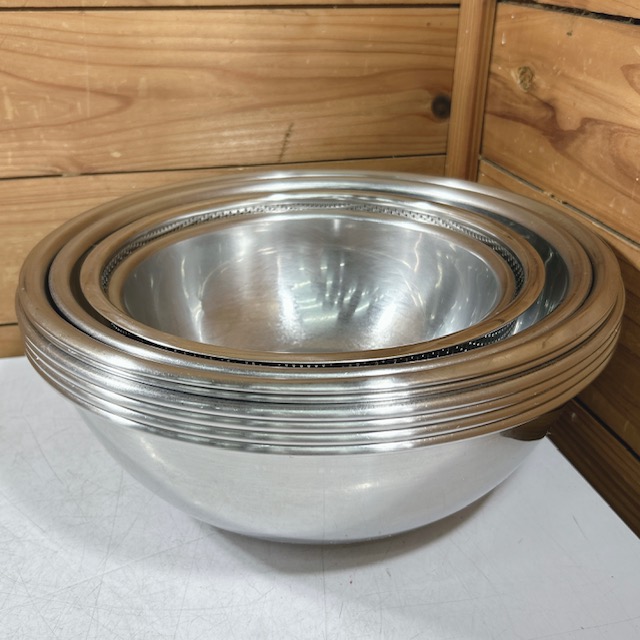 【中古】ステンレス 軽量ボウル ミキシングボウル 調理用ボウル 調理器具 まとめ売り 5サイズ 計9点セット