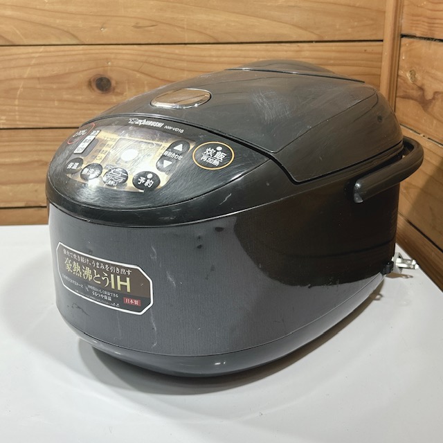 【中古】ZOJIRUSHI/象印 マホービン 家庭用 IH炊飯ジャー 家庭用炊飯器 極め炊き 1.8L NW-VD 18型 NW-VD18 2022年製