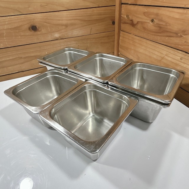 【中古】KOINU/仔犬印 調理器具 ステンレス ホテルパン 1/6サイズ 100mm W160×D175×H100(mm)  8点セット 蓋なし