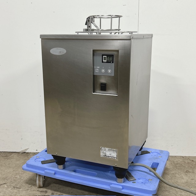 【中古】日本洗浄機株式会社 サニクック 麺水切機 麺水切り機 急速水切り 真空脱水方式 DM13 2017年製 てぼ対応サイズφ140mm