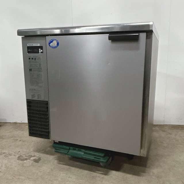 【中古】Panasonic/パナソニック  業務用 コールドテーブル冷蔵庫 業務用冷蔵庫 SUR-UT861LB 160L 2019年製 ※ホテルパン用穴あき（特注天板）