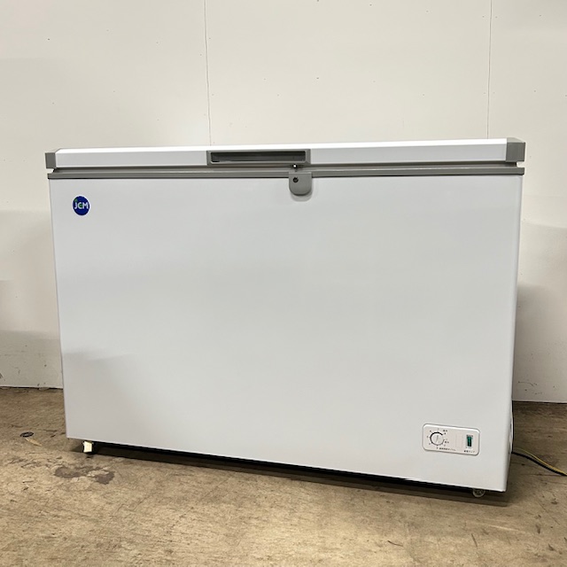 【中古】JCM/ジェーシーエム 業務用 冷凍ストッカー 業務用冷凍庫  ストッカー 226L JCMC-266 W1,184×D600xH840(mm) 2023年製