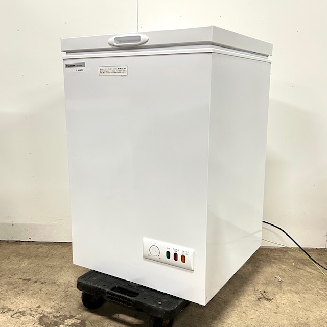 【中古】Panasonic/パナソニック 業務用 冷凍ストッカー チェストフリーザー 業務用冷凍庫 101L 上部開閉式 SCR-FH10VA 2023年製