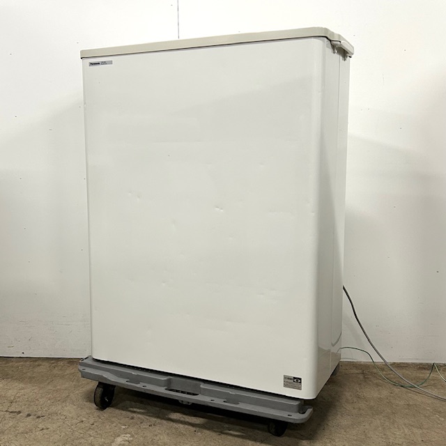 【中古】Panasonic/パナソニック 業務用 冷凍ストッカー スライド扉タイプ 冷凍庫 62L SCR-S66 2020年製